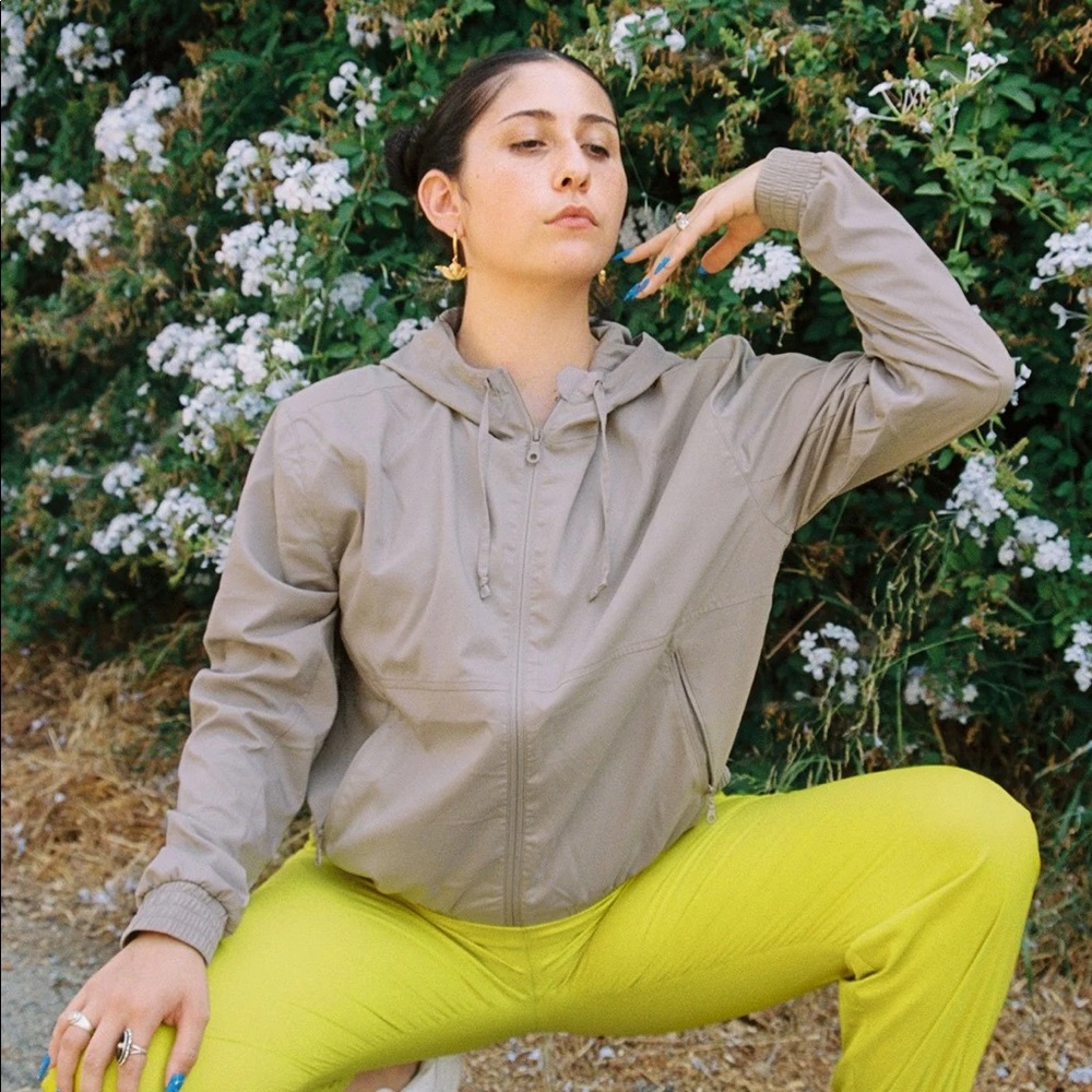 Girlfriend Collective Windbreaker, limestone